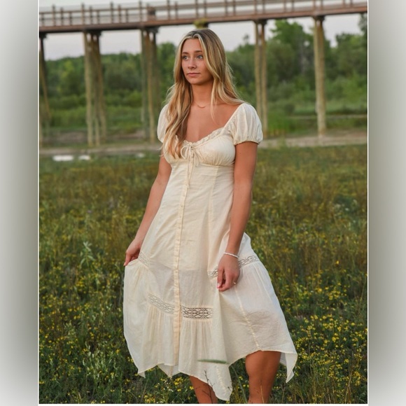 Cider Dresses & Skirts - Cider Carmen Bohemia Cotton Midi Dress In Cream Victorian style size 1XL FE2-6